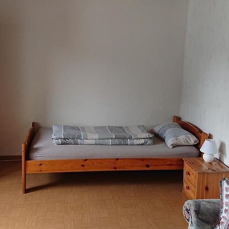 Ferienwohnung Linde - Marburg Biedenkopf mit 5 Zimmer und Balkon Frechenhausen Exterior foto
