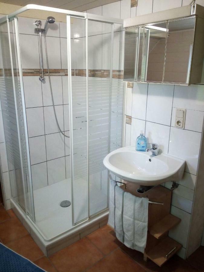 Ferienwohnung Linde - Marburg Biedenkopf mit 5 Zimmer und Balkon Frechenhausen Exterior foto